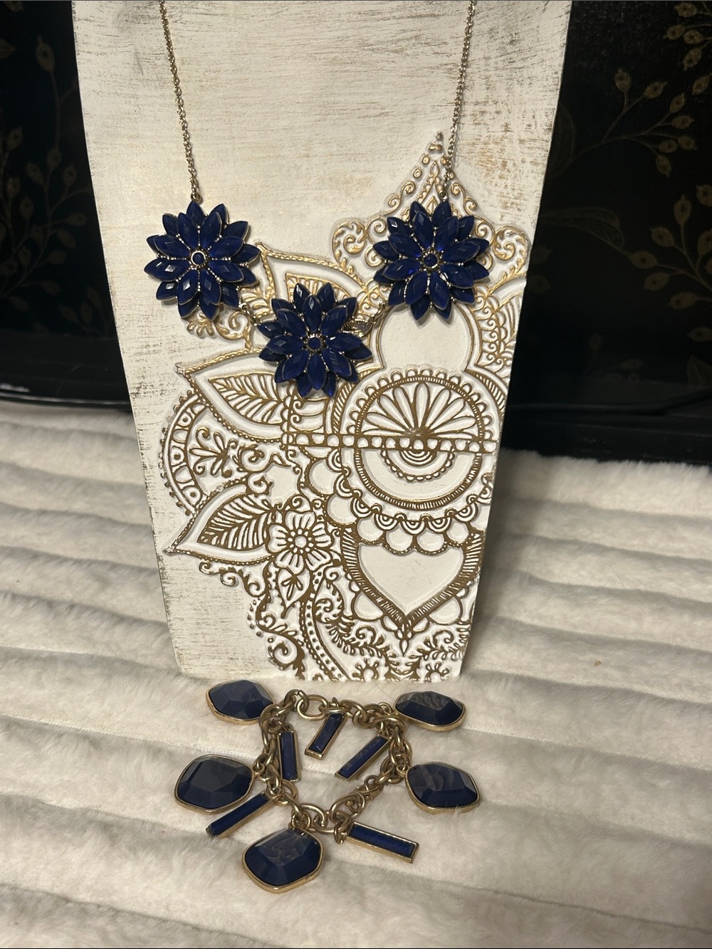 Navy Floral Statement Necklace and Bracelet Set
